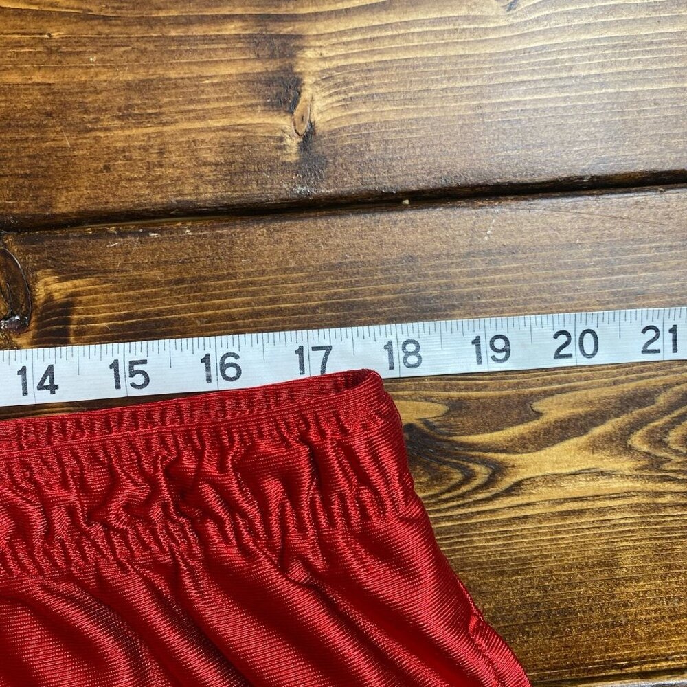 NFL Atlanta Falcons men's red Basketball shorts size XL Athletic 8.5” inseam - Picture 6 of 10